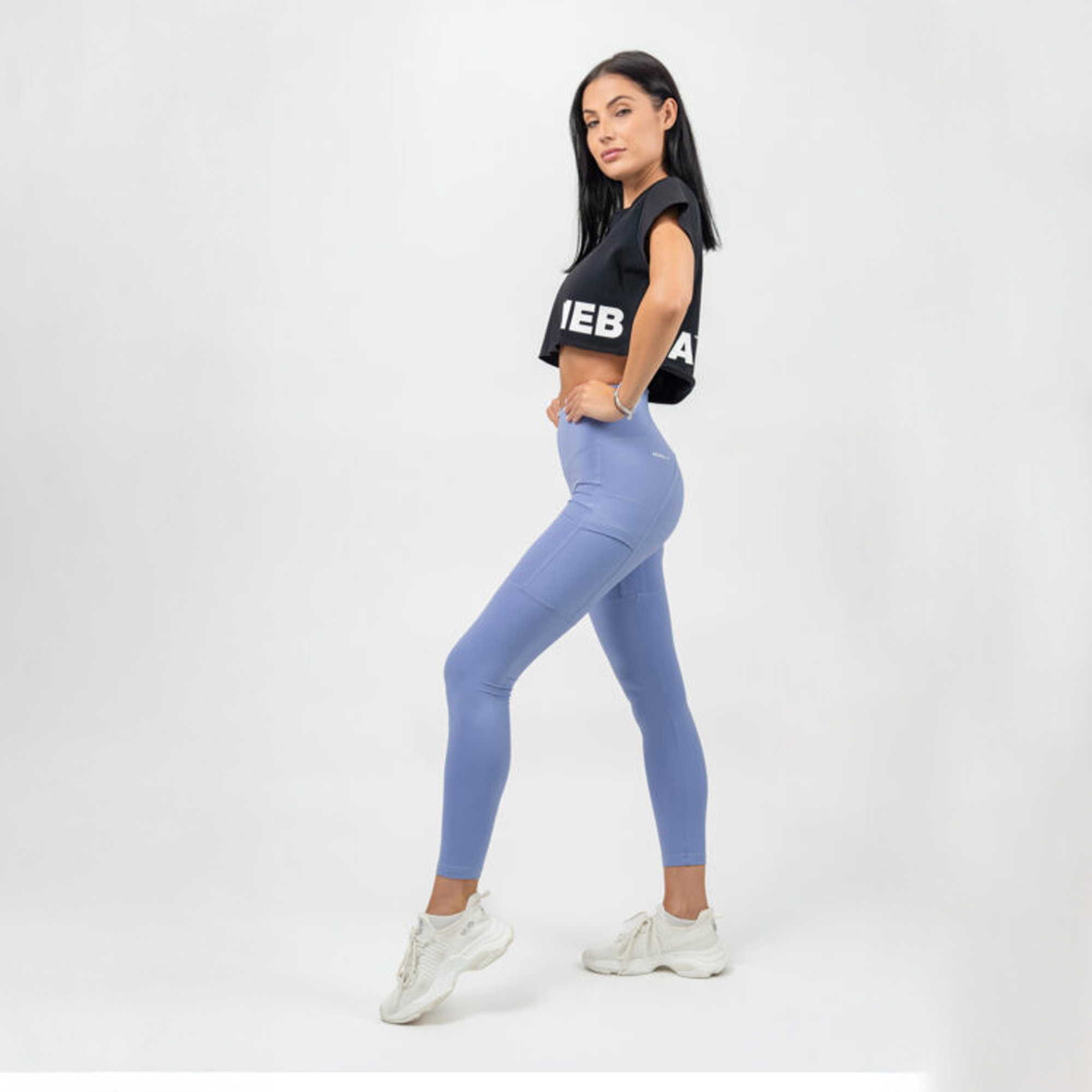 NEBBIA OVERSIZED CROP TOP POWERHOUSE - 279, schwarz